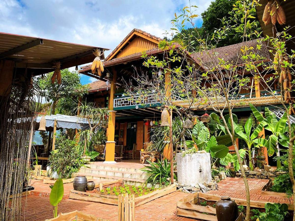 Thenh Thang Home & Cafe モクチャウ エクステリア 写真